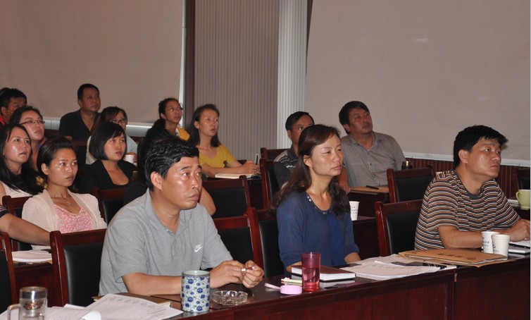 公司召開深入開展黨的群眾路線教育實踐活動動員大會