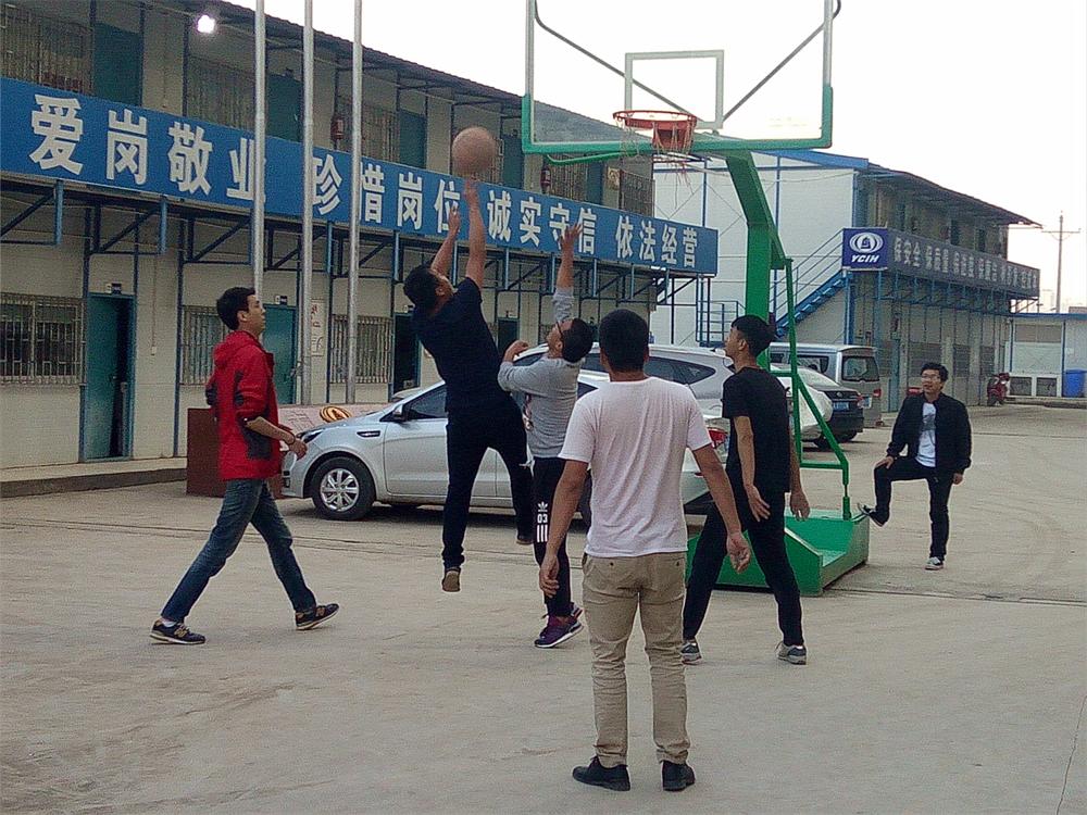 第一項目經理部荷花和平項目組織青年籃球賽