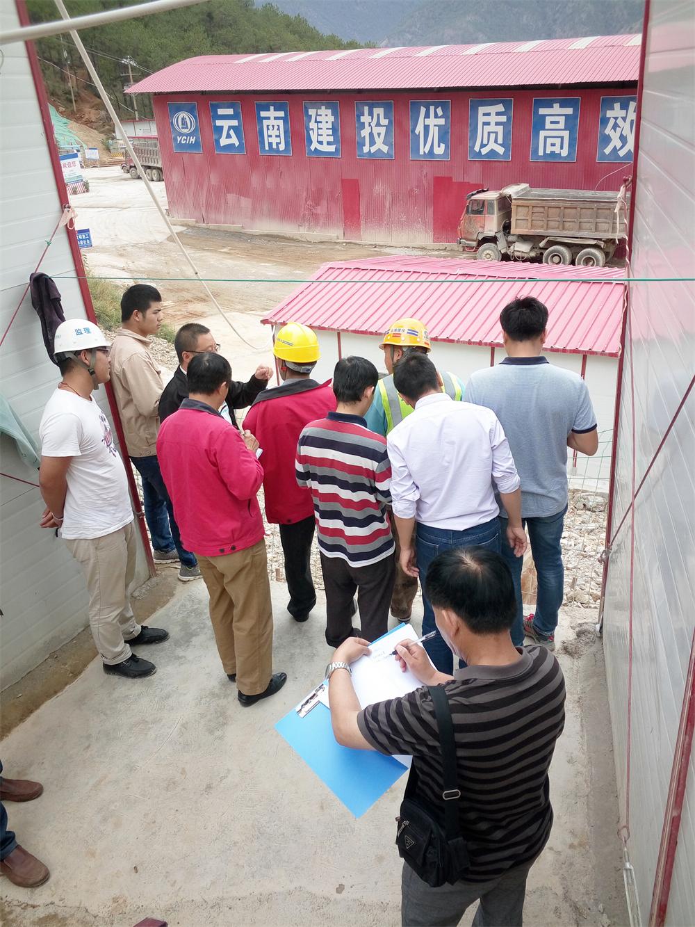 交通廳防洪防汛檢查小組到鴻文隧道檢查指導工作