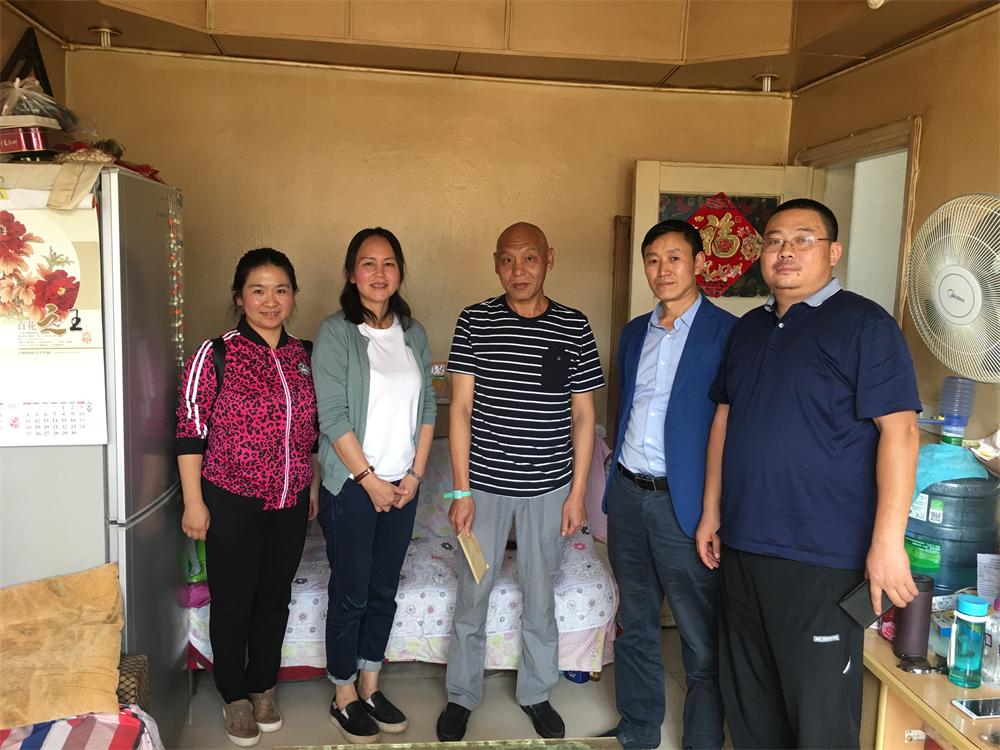 安裝分公司為患癌職工愛心捐款