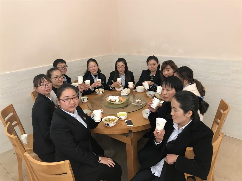 一碗中藥飲 防病暖人心——安裝分公司為部門人員熬制預防流感中藥湯劑