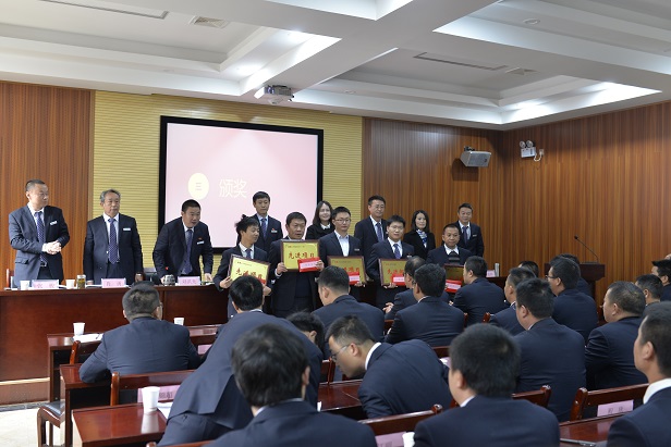 云南建投三建安裝分公司召開2017年年會