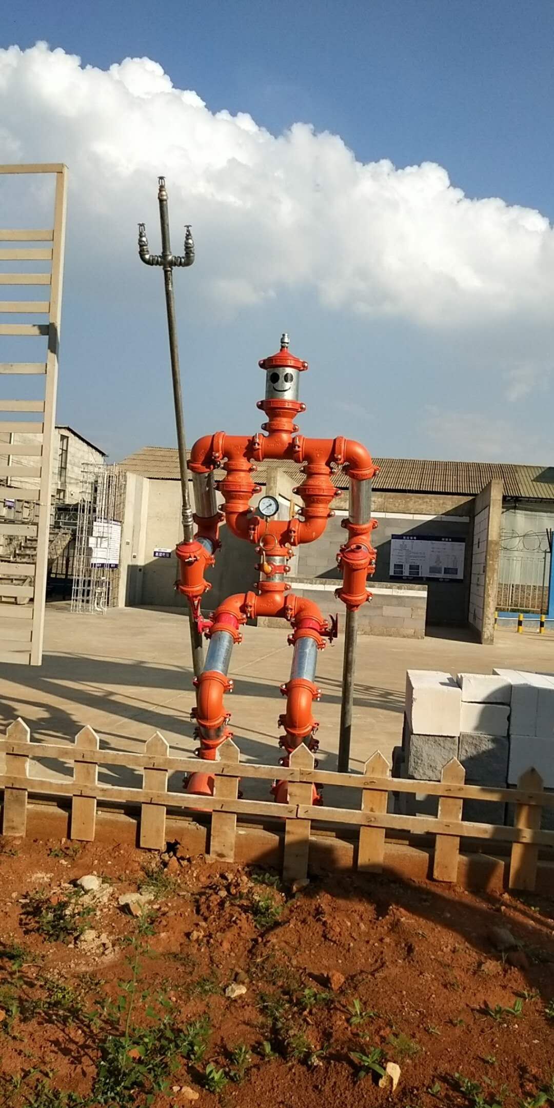 消防機器人駕到