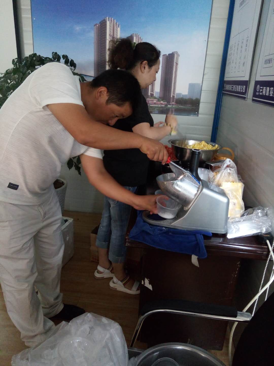 第一項目部項目現場制作刨冰