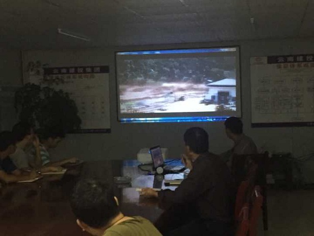 路橋市政直管部元蔓高速項目開展汛期安全生產知識培訓