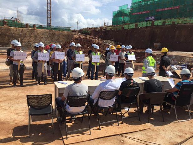 澄江縣廣龍旅游小鎮項目組織基坑坍塌事故應急救援演練