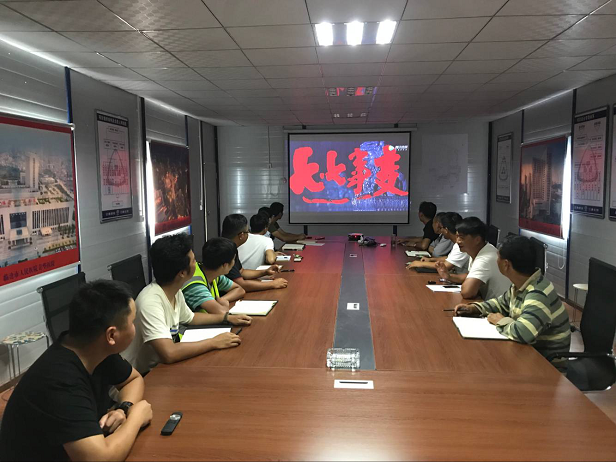 三第三項目部組織觀看“七七事變”愛國電影 照片.png