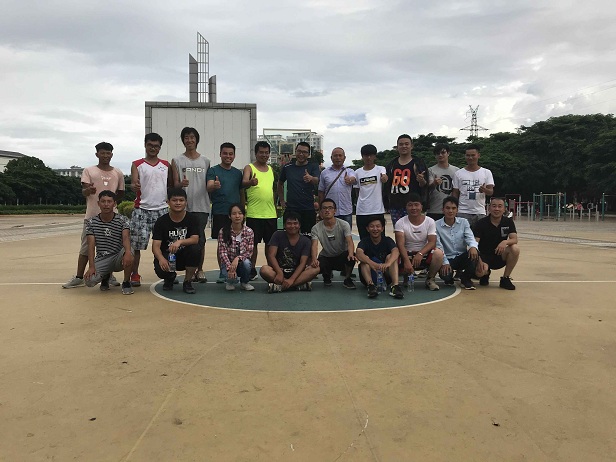 第一項目部開遠碧桂園項目舉行籃球聯誼賽