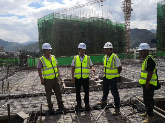 吳勇到東川易地扶貧搬遷項目調研