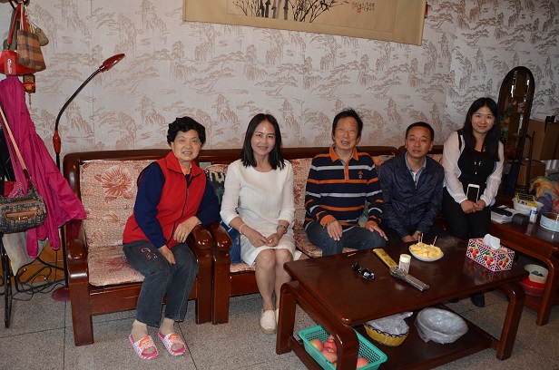 安裝分公司開展節(jié)日慰問活動