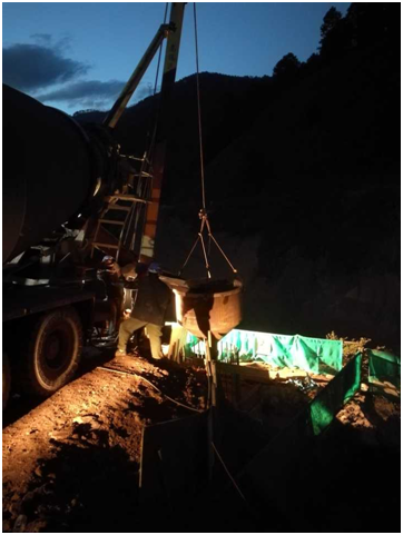 維通公路四標(biāo)第一顆樁基完成澆筑