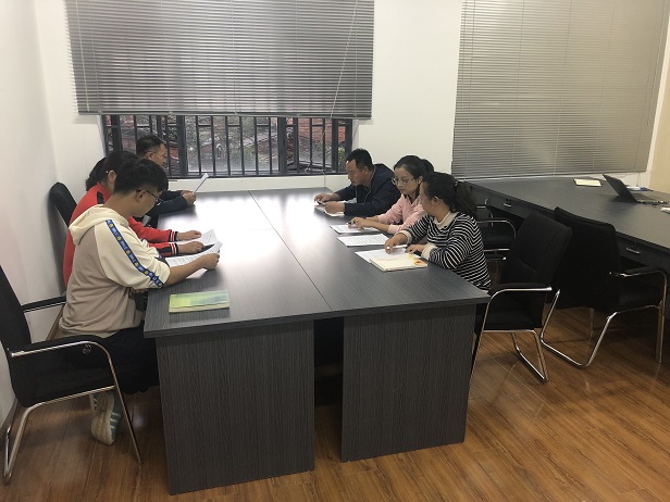 重溫名著對(duì)白 回味經(jīng)典故事——第三項(xiàng)目部開展“書香三建，悅讀人生”閱讀音頻演繹活動(dòng)