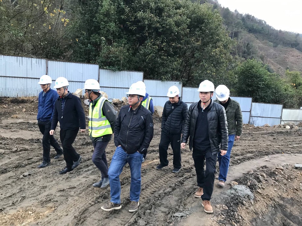 吳勇調(diào)研怒江瀘水市片馬鎮(zhèn)易地扶貧搬遷項(xiàng)目