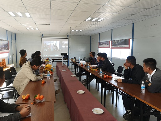 第四直管部保山景區(qū)大道組織遠程視頻專家方案論證會