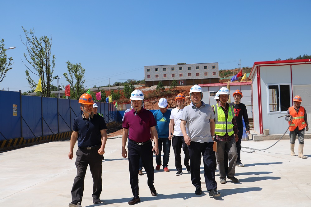 吳勇調(diào)研指導(dǎo)公司嵩明兩個(gè)在建項(xiàng)目