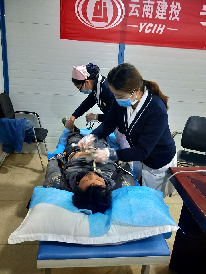 第一項目經(jīng)理部組織開展“健康體檢，愛暖人心”為工人免費體檢活動