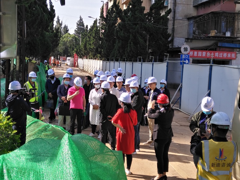 西山區(qū)區(qū)委書(shū)記王忠到白馬東區(qū)危房修繕（重建）項(xiàng)目調(diào)研指導(dǎo)工作
