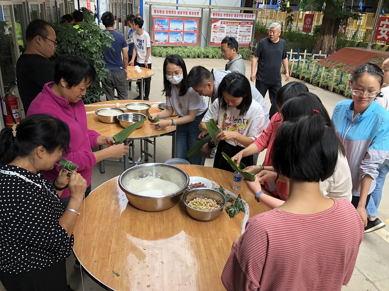 公司兩家單位開展端午節(jié)活動(dòng)
