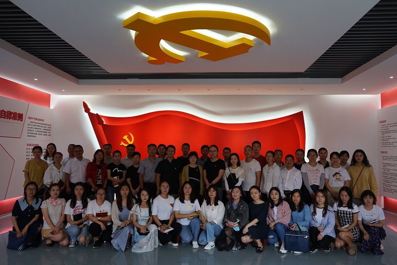 公司黨委組織到云南建投安裝股份有限公司交流學(xué)習(xí)