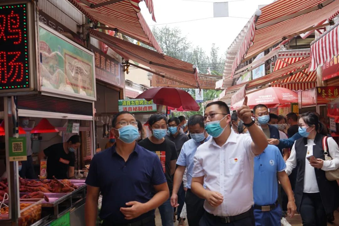 文山州人民政府代表團(tuán)到公司大觀篆新農(nóng)貿(mào)市場考察調(diào)