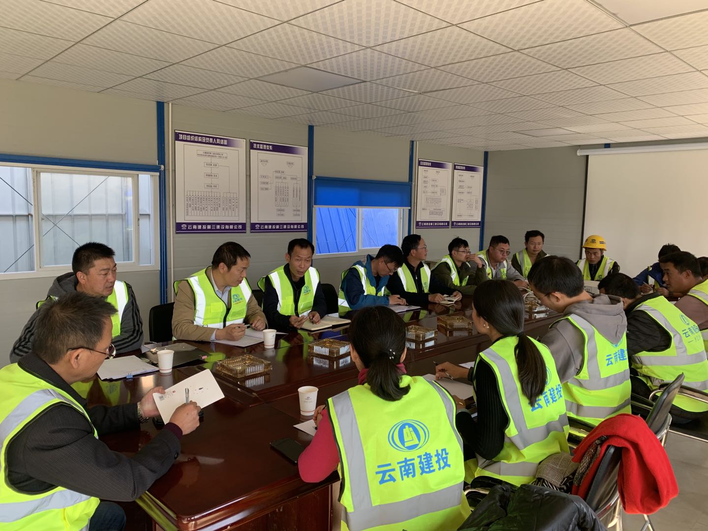 楊靜到澄江物流港項(xiàng)目進(jìn)行綜合檢查