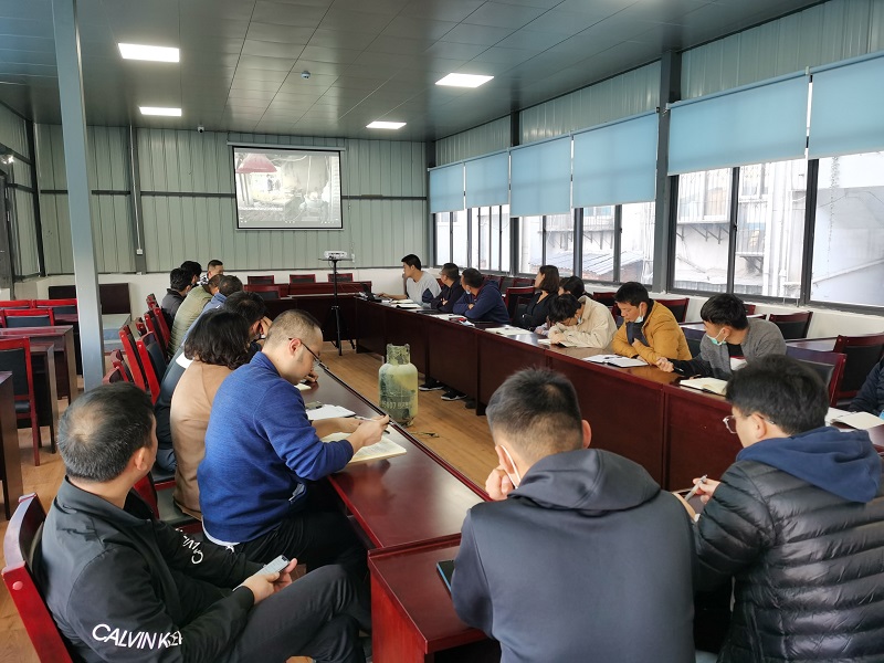 大觀篆新農(nóng)貿(mào)市場(chǎng)組織開(kāi)展“今冬明春”消防安全專項(xiàng)檢查大觀篆新農(nóng)貿(mào)市場(chǎng)組織開(kāi)展“今冬明春”消防安全專項(xiàng)檢查