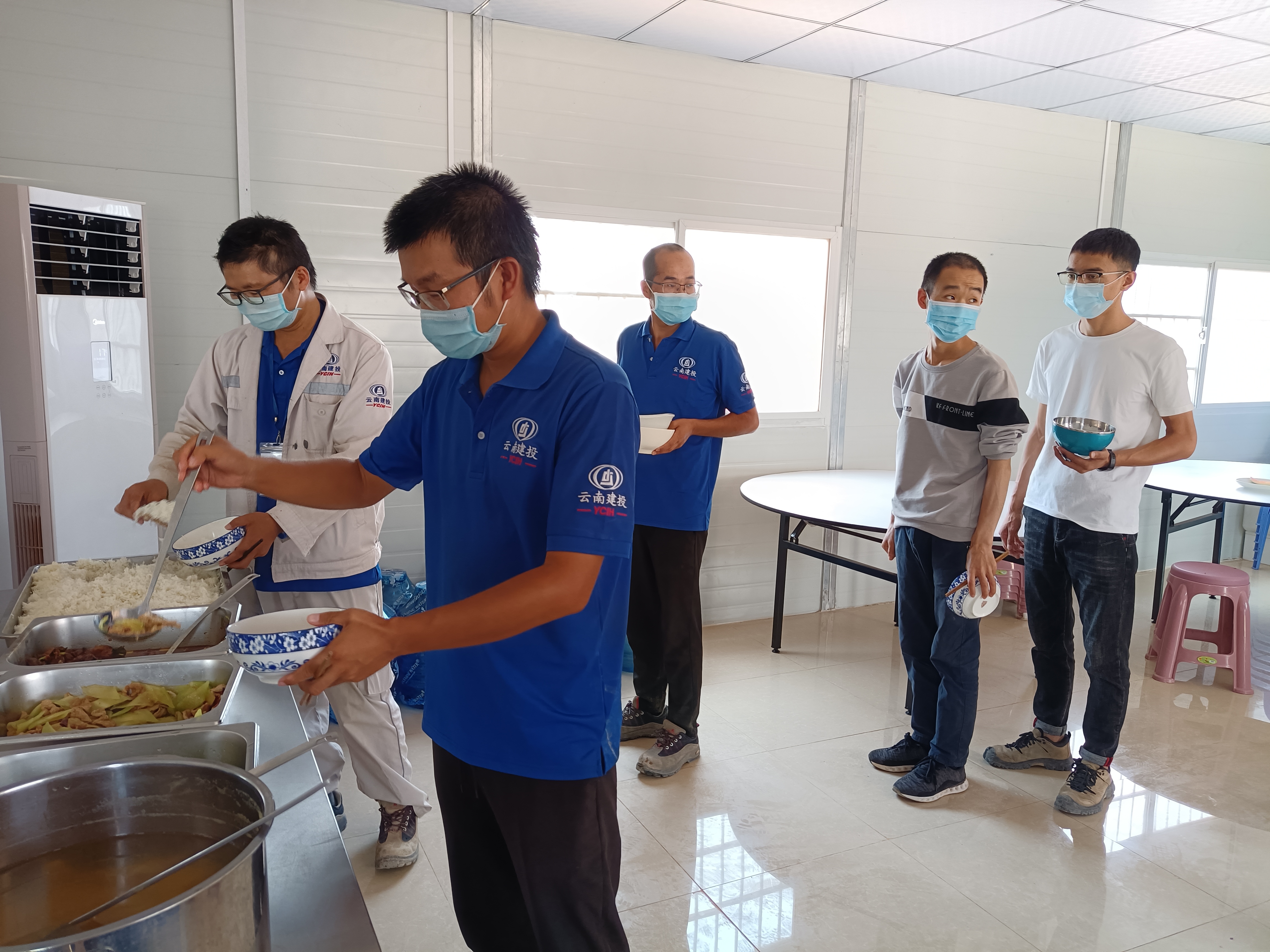 以“國內嚴格監(jiān)督+國外堅決執(zhí)行”共戰(zhàn)疫