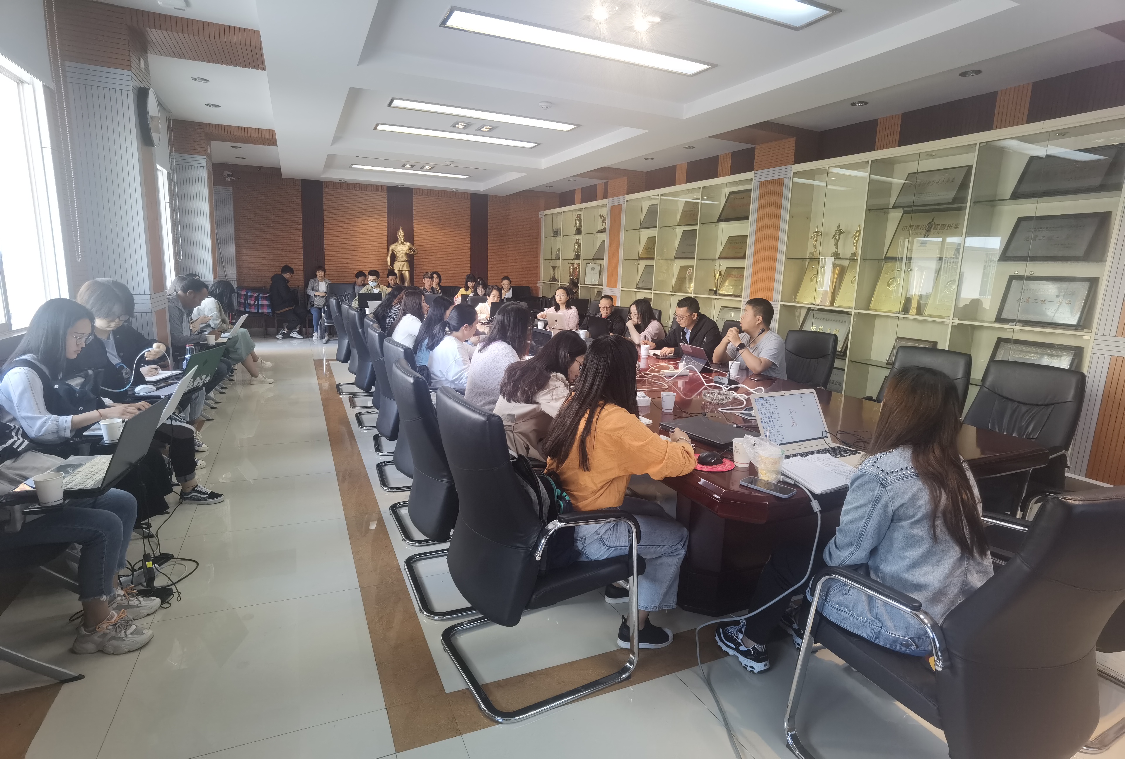 信息中心組織開展“i8項(xiàng)目管理系統(tǒng)”試點(diǎn)項(xiàng)目培訓(xùn)會(huì)