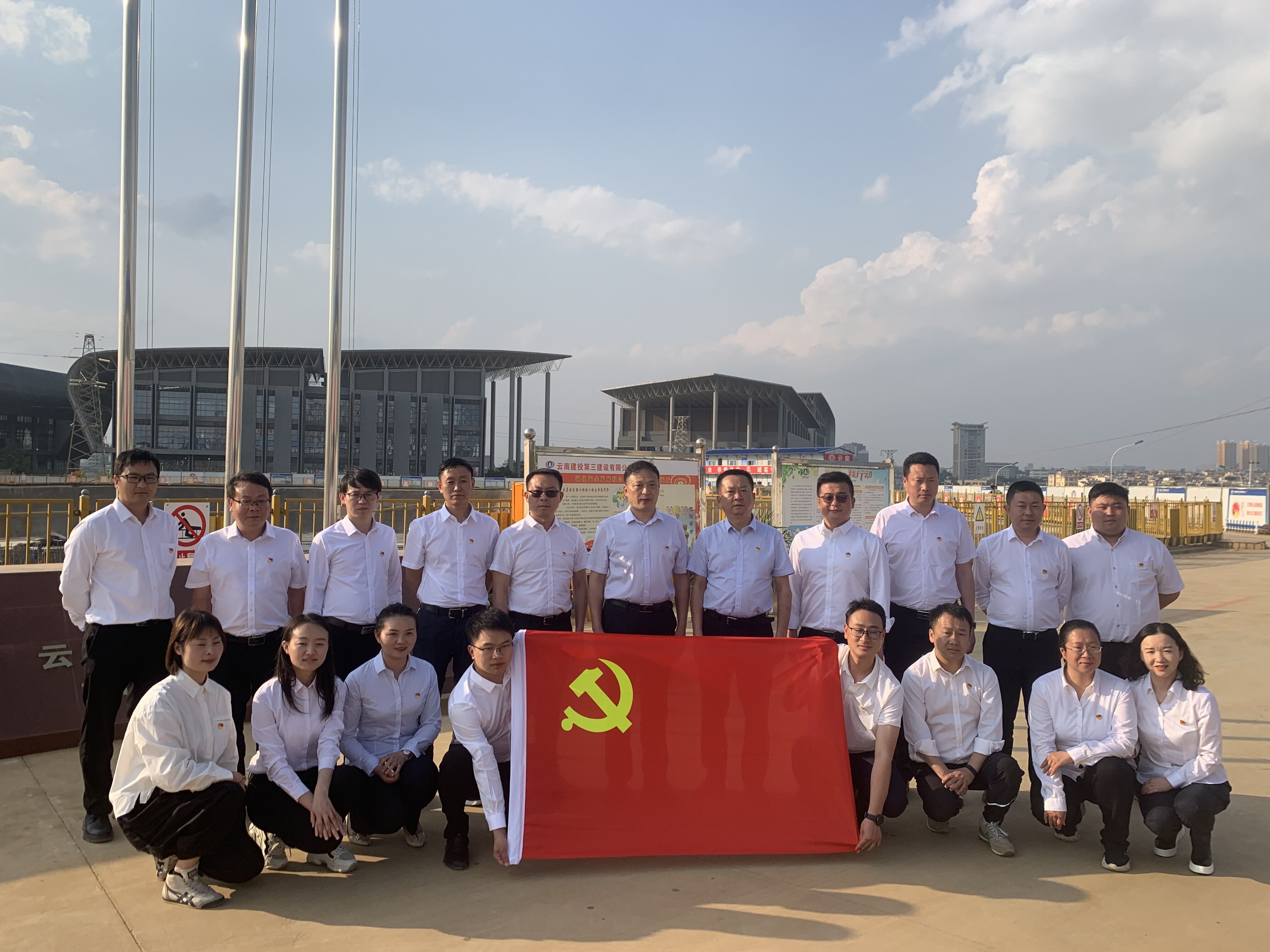 學(xué)黨史跟黨走  ——王永強(qiáng)到昆明血液中心呈貢項(xiàng)目開展專題宣講