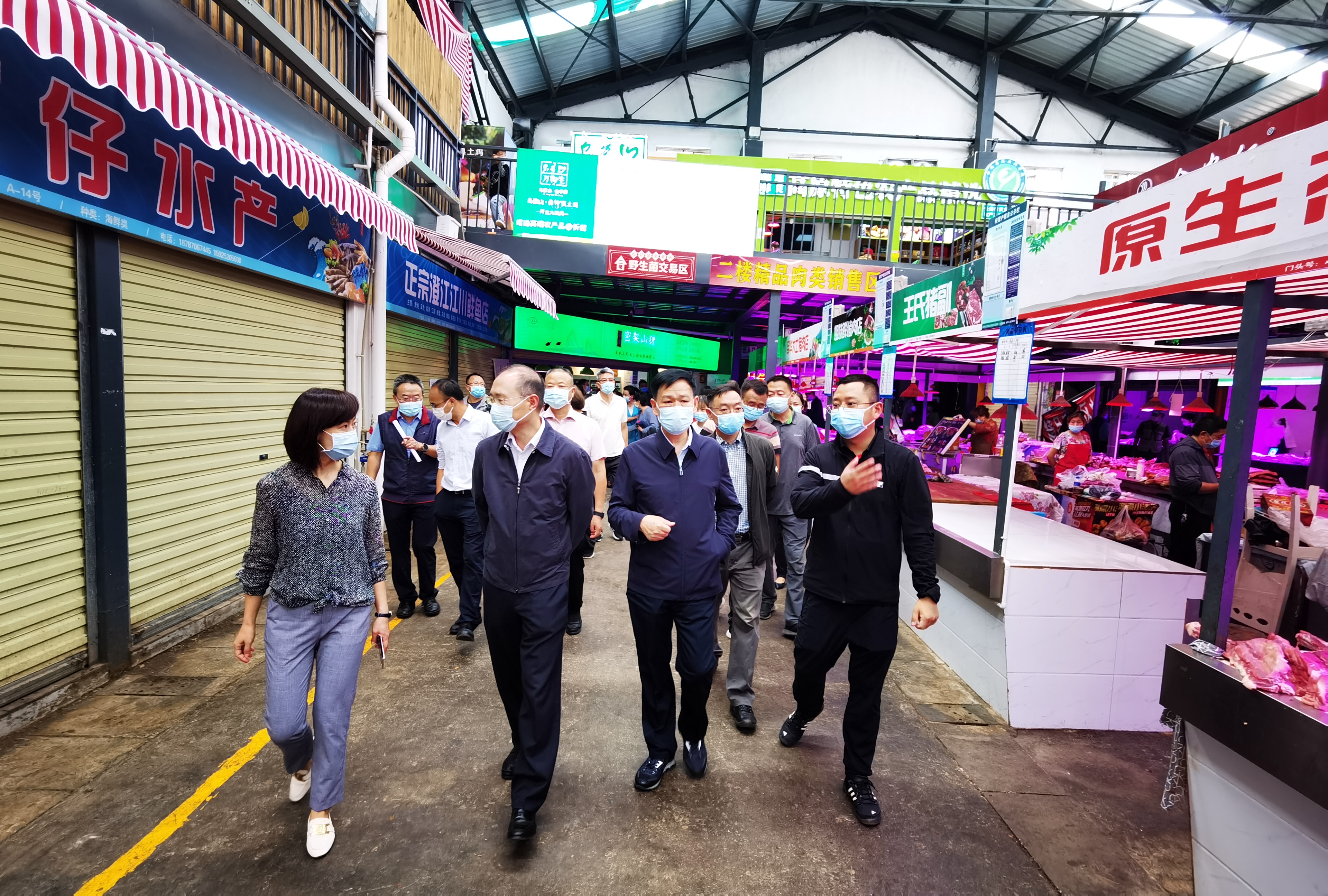 【最美篆新】昆明市鞏固提升文明城市創(chuàng)建成果現(xiàn)場推進會在大觀篆新農(nóng)貿(mào)市場召開