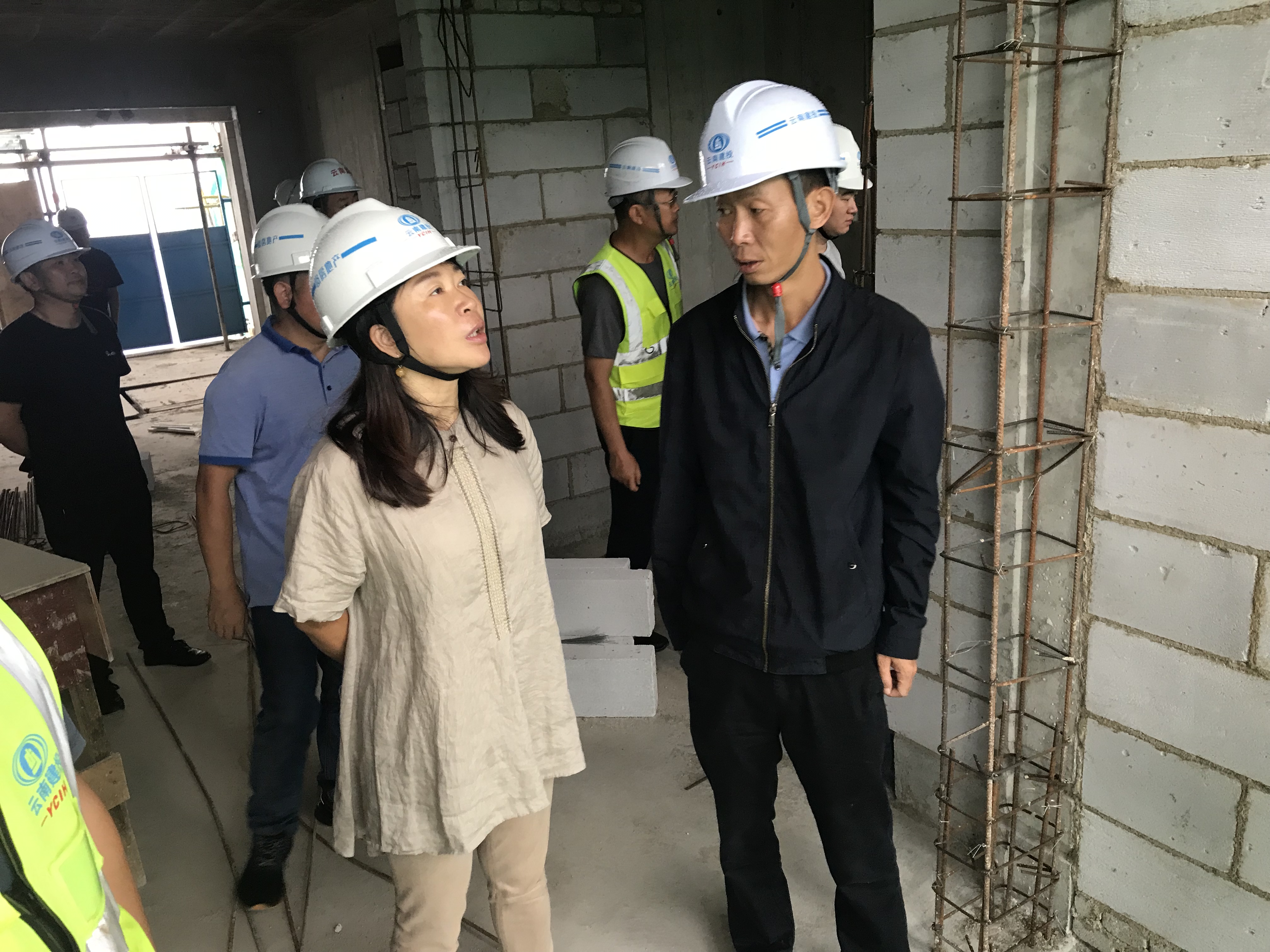 楊靜調研文山棚改項目