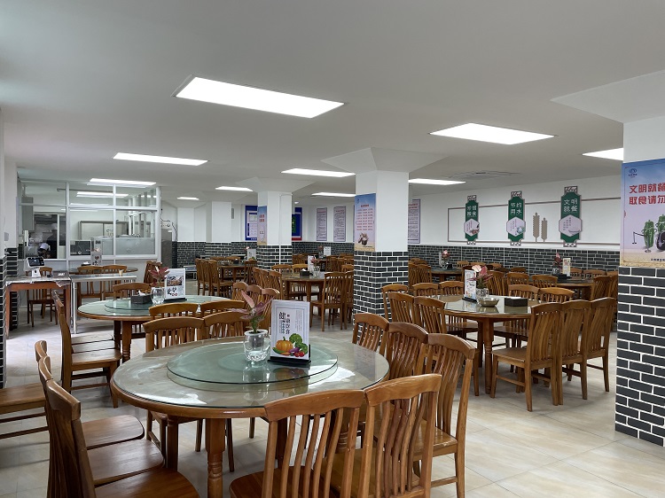 公司食堂、大會(huì)議室舊貌換新顏！