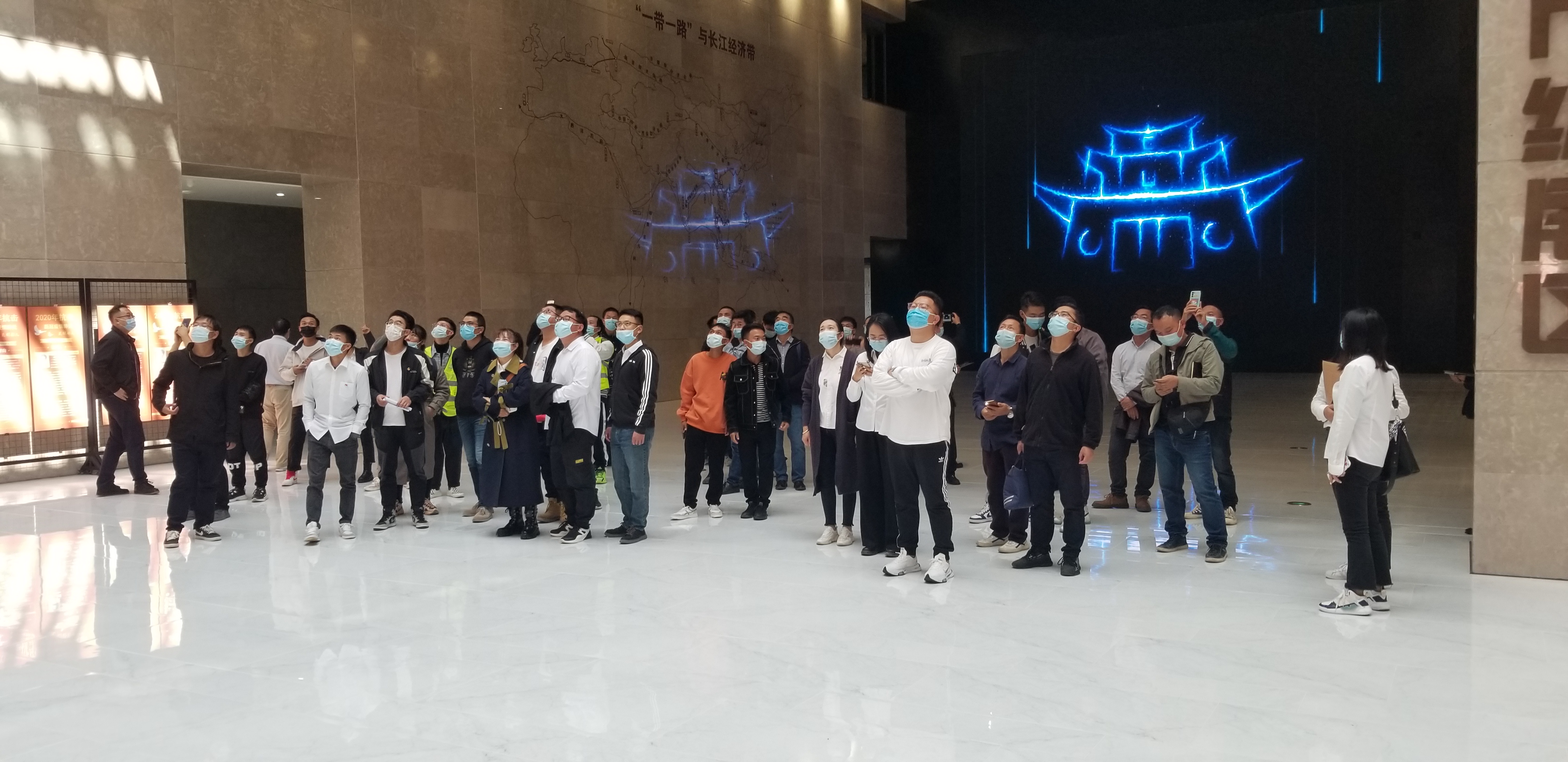 公司組織創(chuàng)優(yōu)參觀交流活動