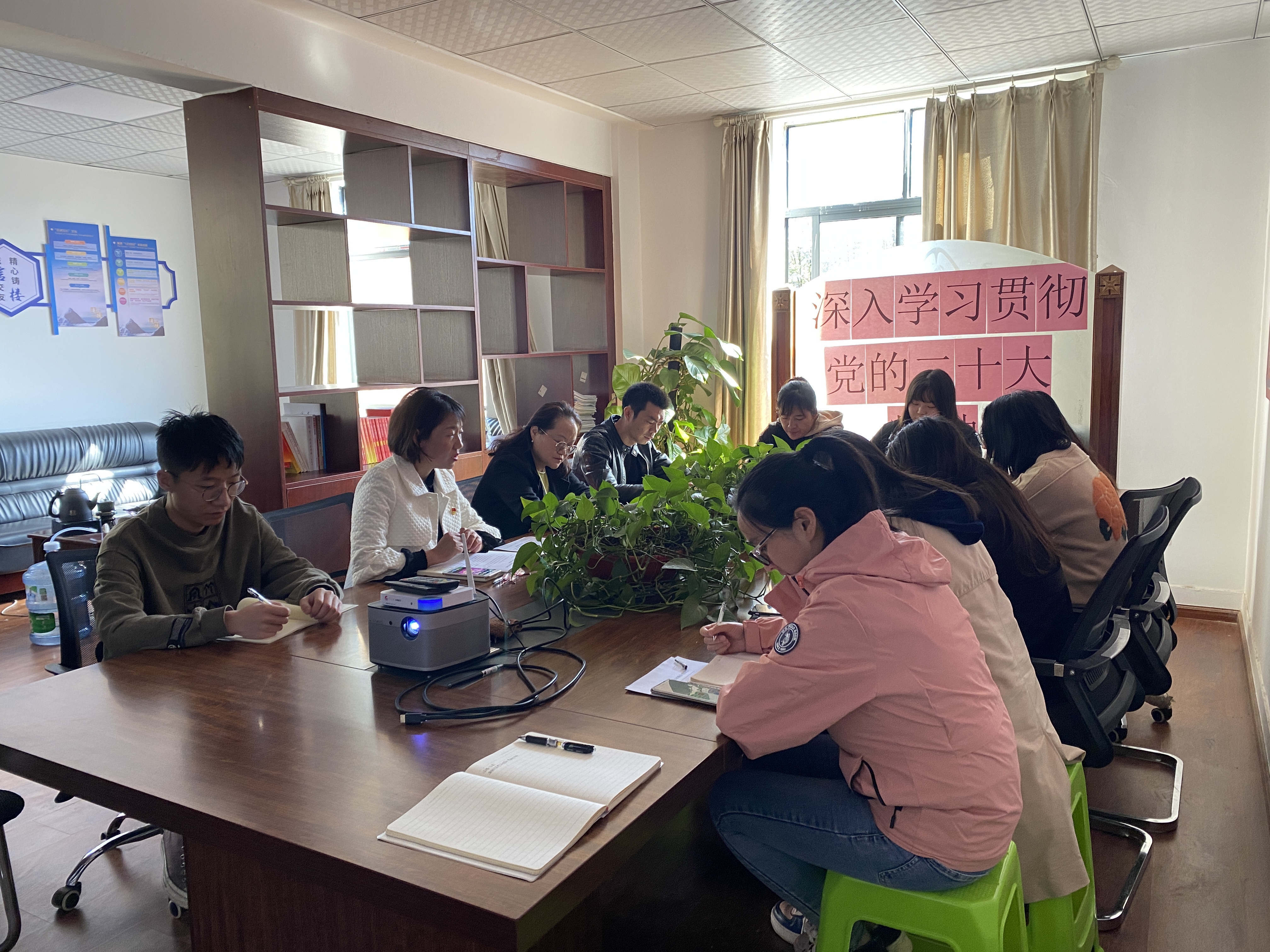 【國家憲法日】認真實施普法計劃 扎實開展憲法宣傳教育