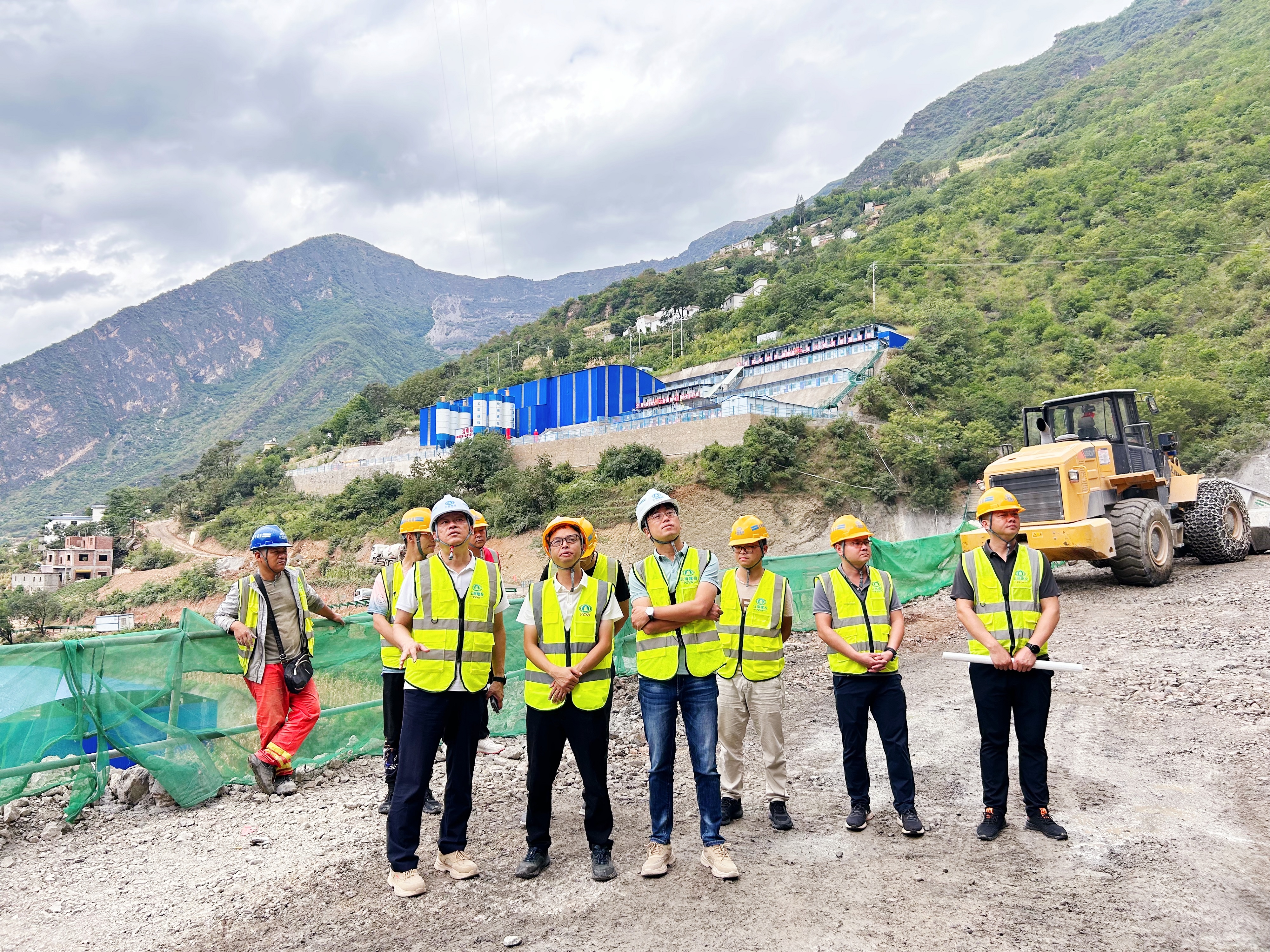 彭云到魯巧高速土建6-2/6-3工區(qū)調(diào)研