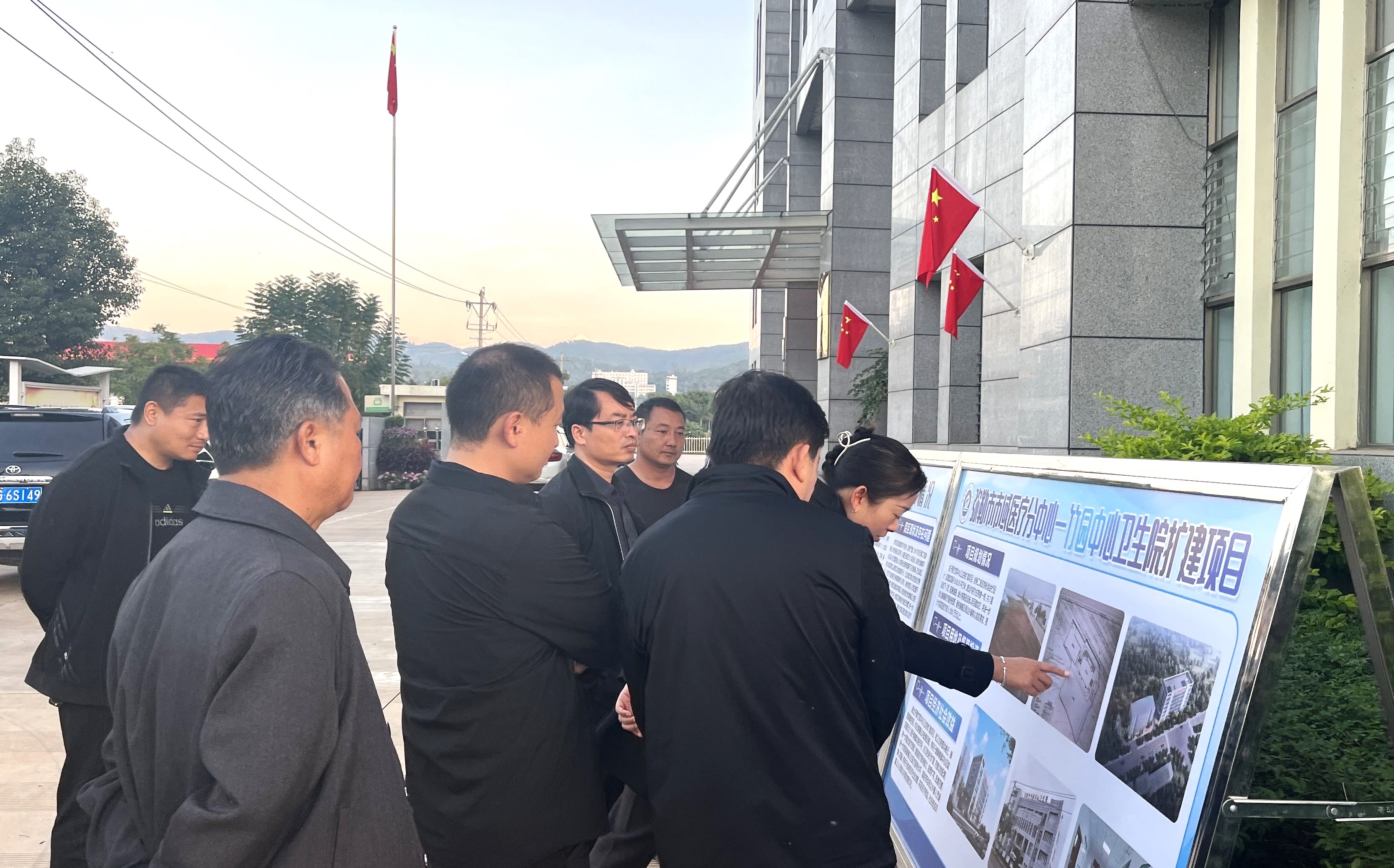 彌勒市副市長(zhǎng)李靜茹調(diào)研彌勒市市域醫(yī)療分中心（竹園）建設(shè)項(xiàng)目