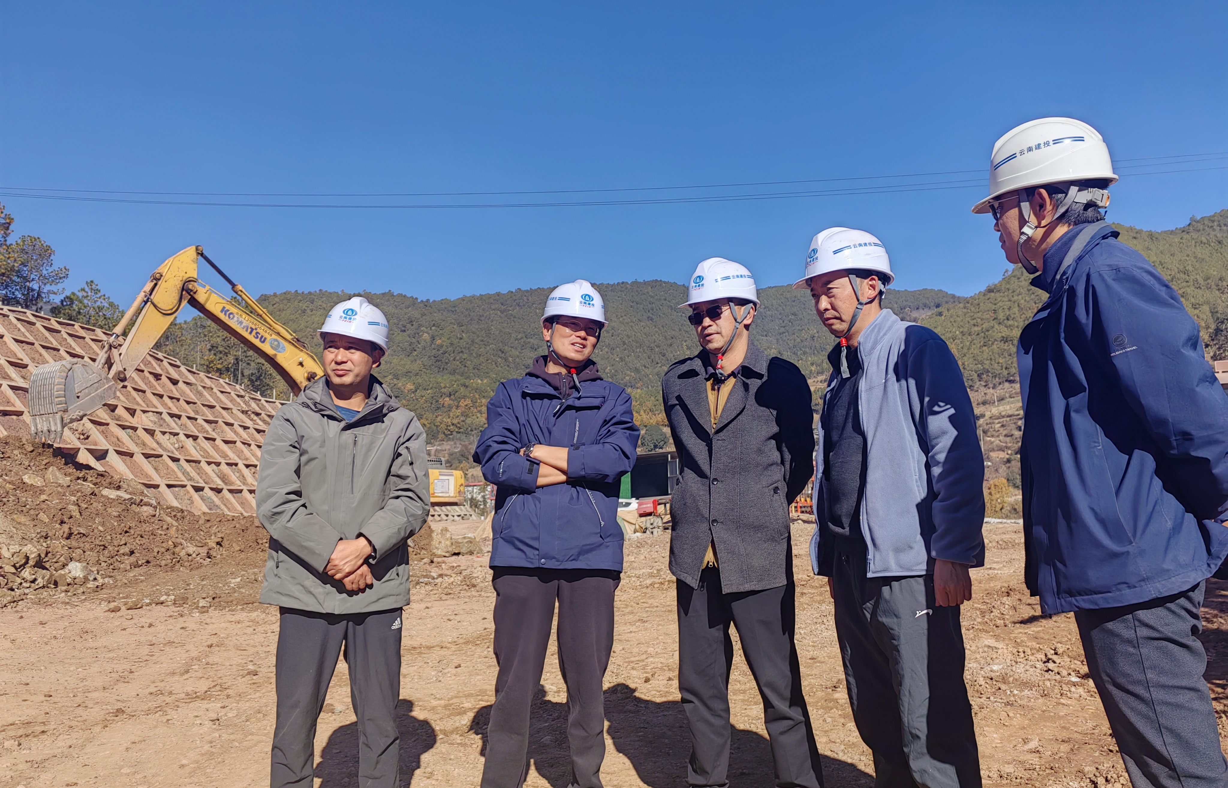 百日攻堅丨李騫到云蘭高速土建十一分部檢查指導(dǎo)