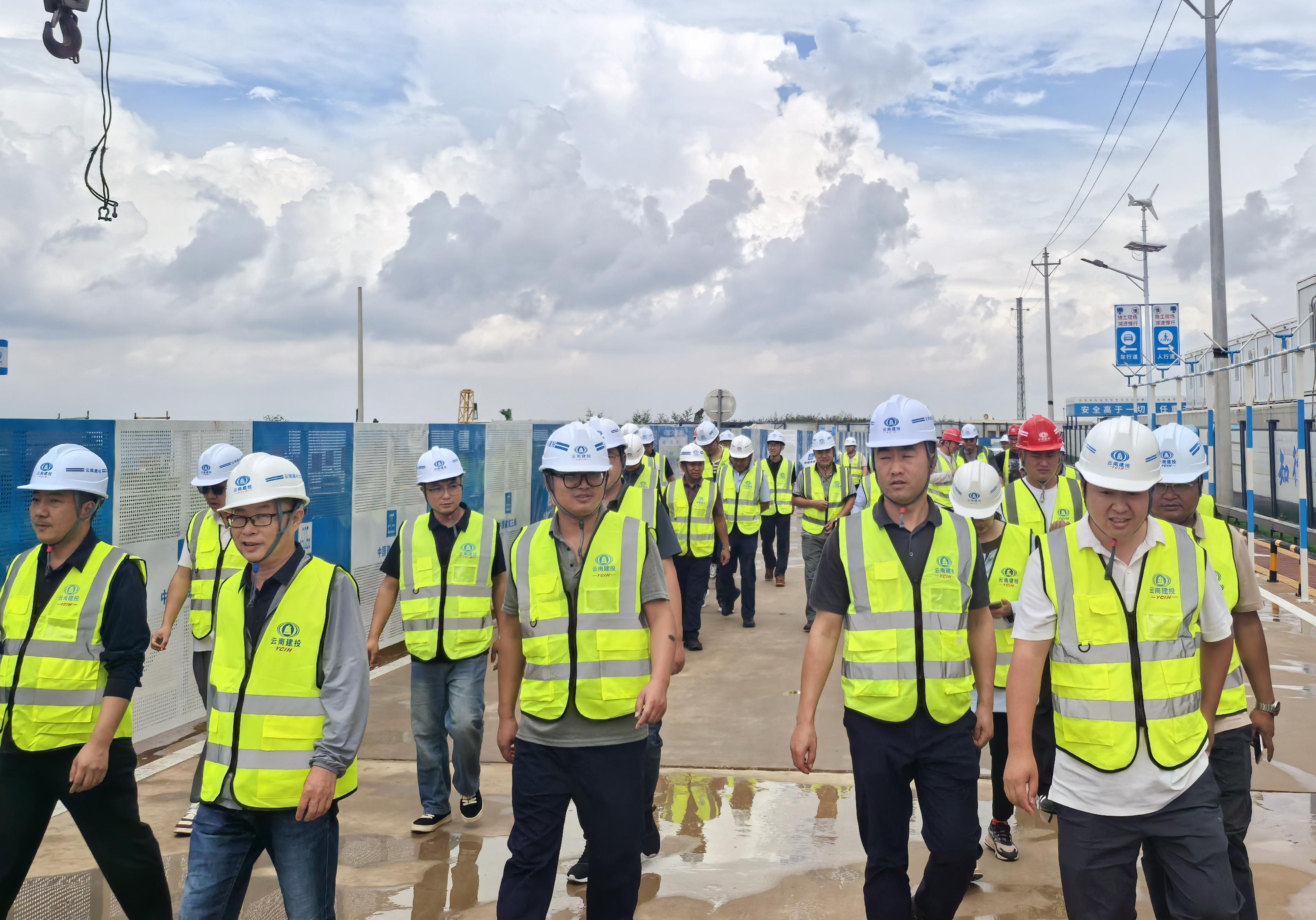 質(zhì)量月 | 公司組織項(xiàng)目工程實(shí)體質(zhì)量觀摩活動