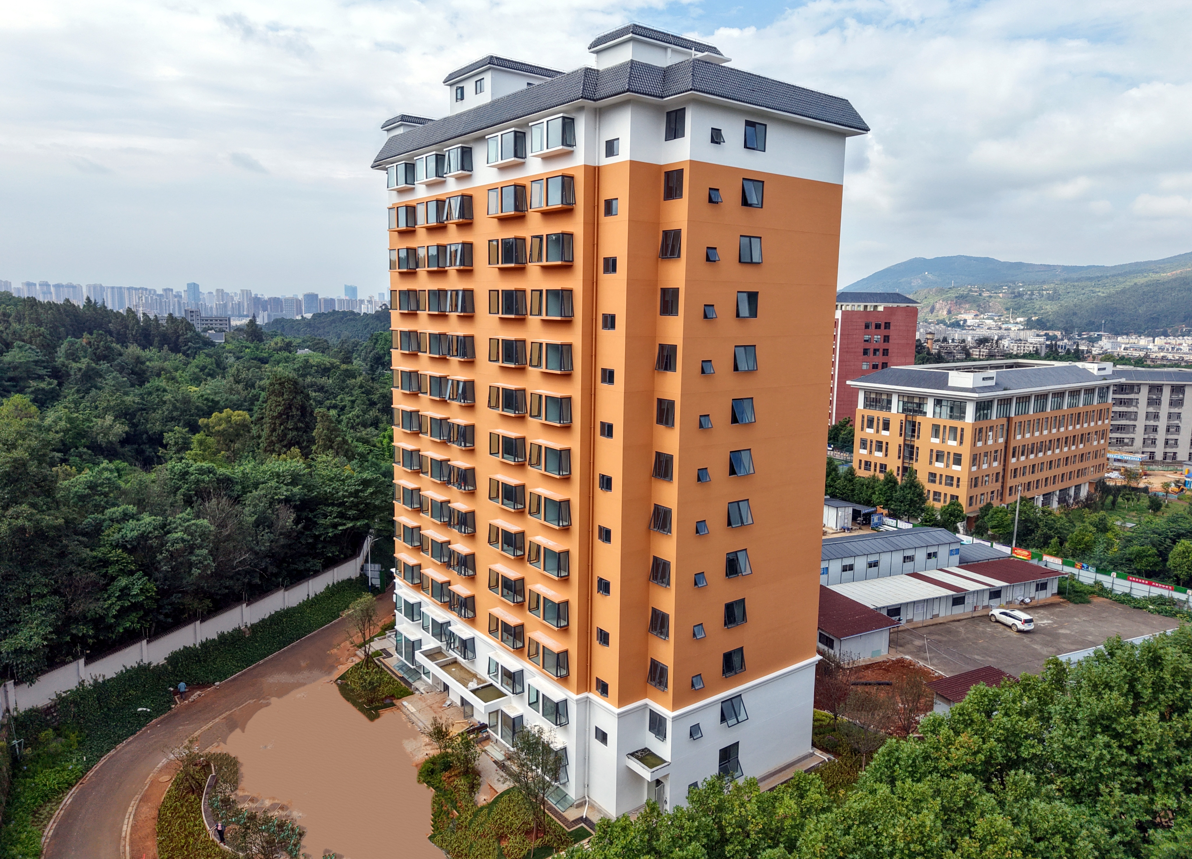 中科院動物研究所茨壩園區(qū)研究生培養(yǎng)教育保障設(shè)施項目竣工驗收